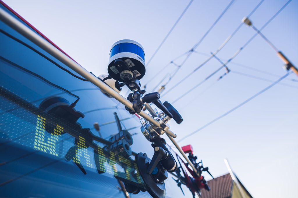 Senzory, testovanie autonómnej jazdy autobusu